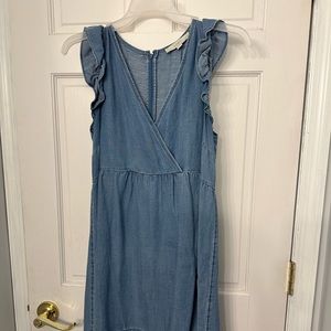 Loft chambray dress with cap ruffle sleeve. Never worn! Very soft. Knee length